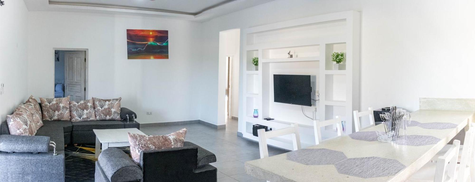 4 U Luxury Bungalows Diani Diani Beach Bagian luar foto