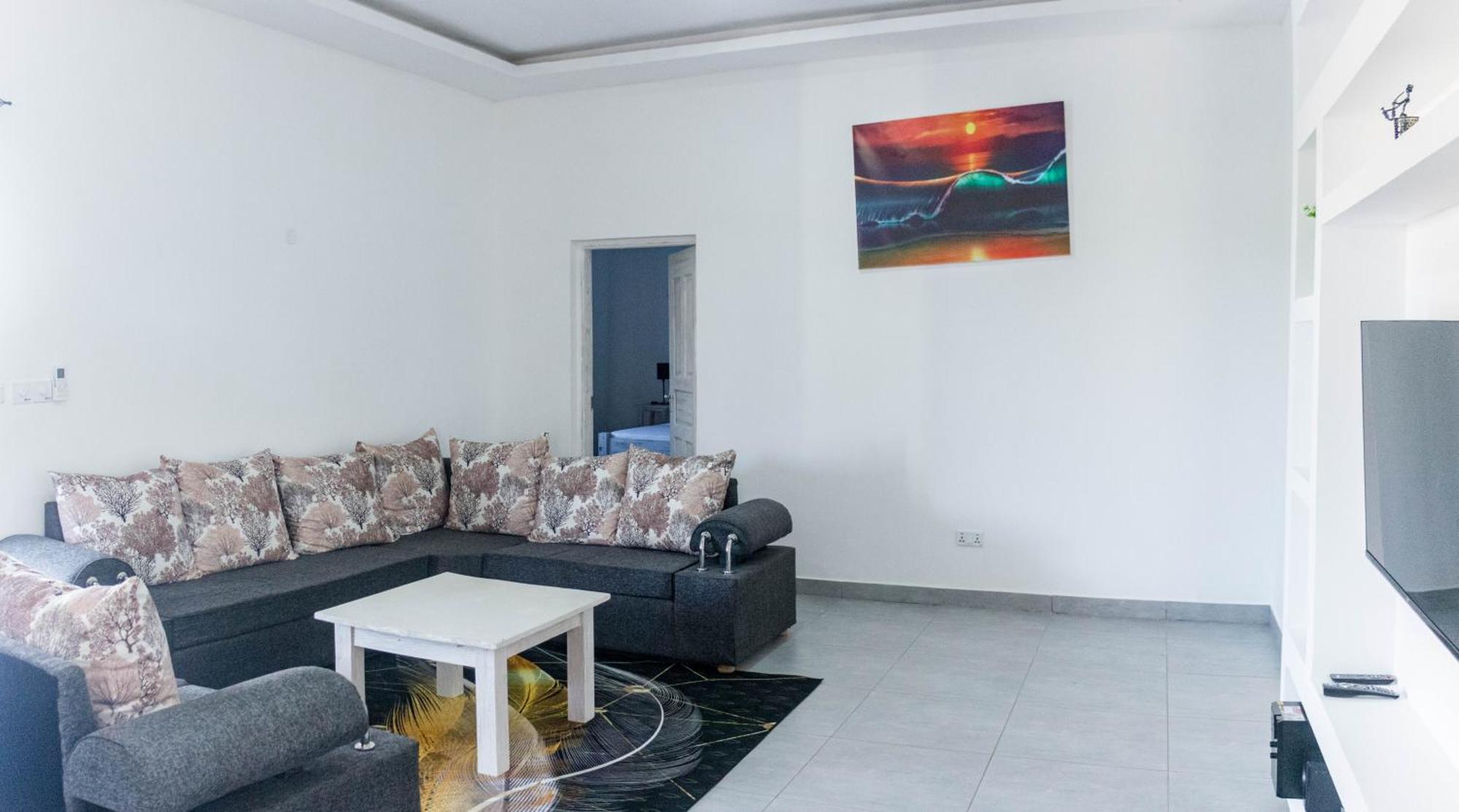 4 U Luxury Bungalows Diani Diani Beach Bagian luar foto